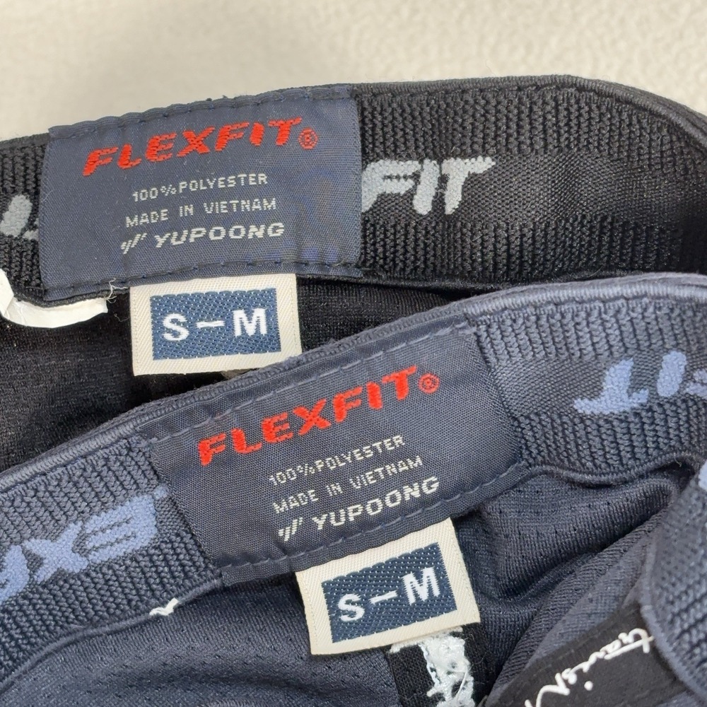 Lot of 2 Travis Mathew Logo Hat Men's S-M Blue Gray/Black FlexFit Golf Cap - Picture 13 of 16